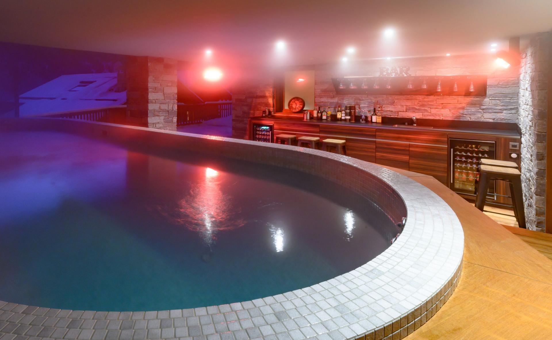 Indoor pool and bar