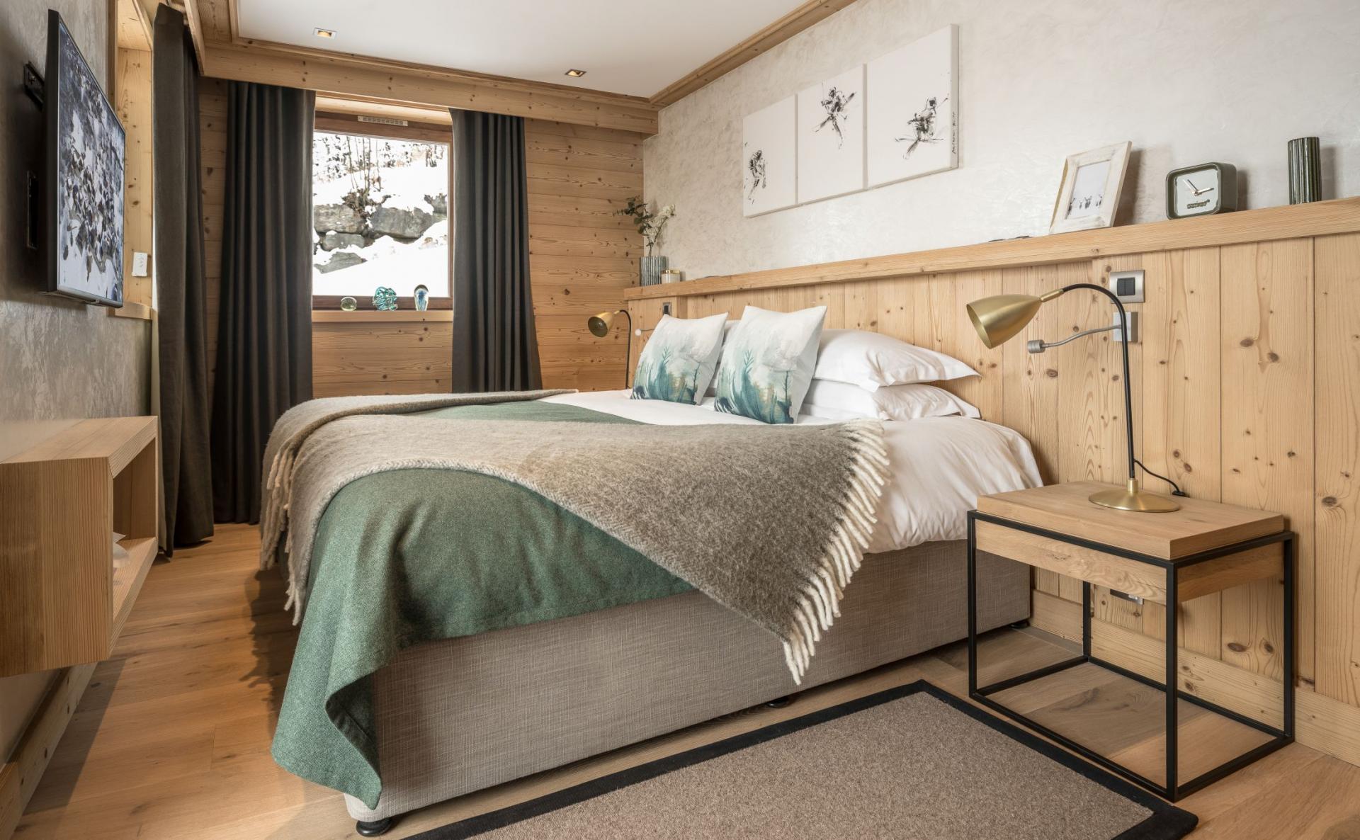Forest green bedroom